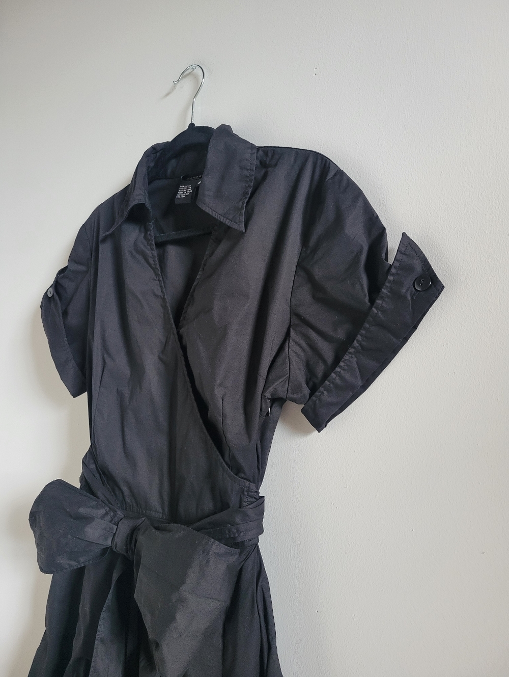 Sandro Sportswear Wrap Fit & Flair Black Dress Womens Size 16 (L/XL) - Picture 3 of 16